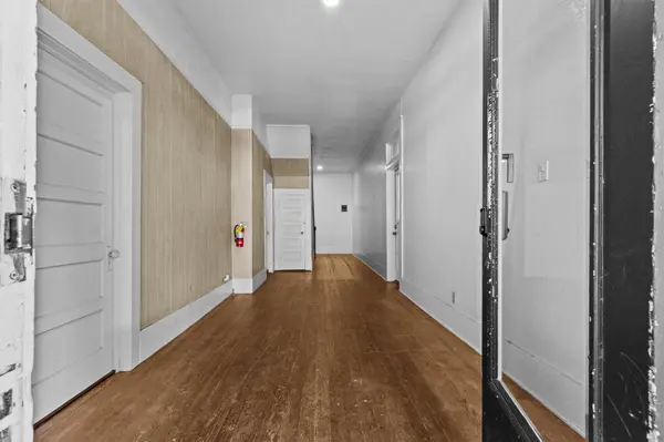 527 W San Antonio ST, San Marcos, TX 78666