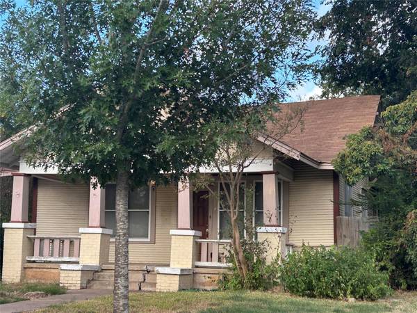 413 Fowzer ST, Taylor, TX 76574
