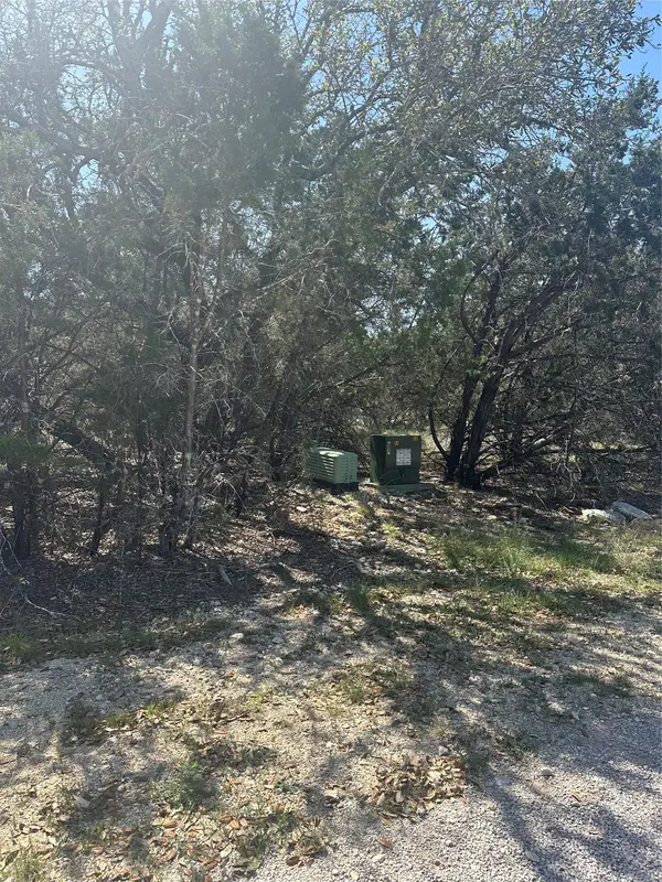 2503 Thurber LN, Lago Vista, TX 78645