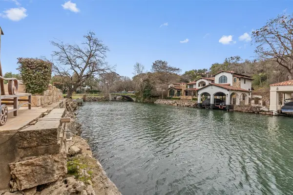 4407 Island CV, Austin, TX 78731