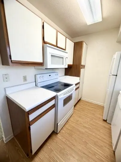 728 W San Antonio ST #728 A, Lockhart, TX 78644