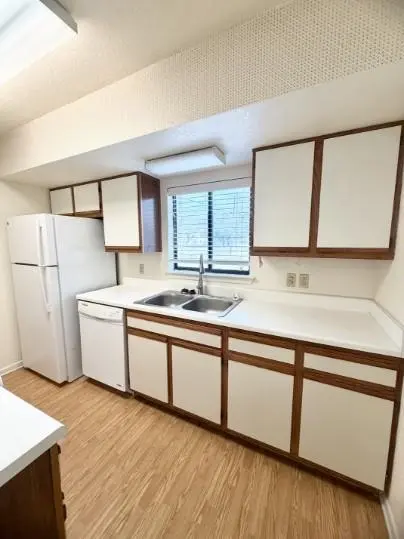 728 W San Antonio ST #728 A, Lockhart, TX 78644