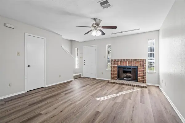 1823 River Crossing CIR #C, Austin, TX 78741