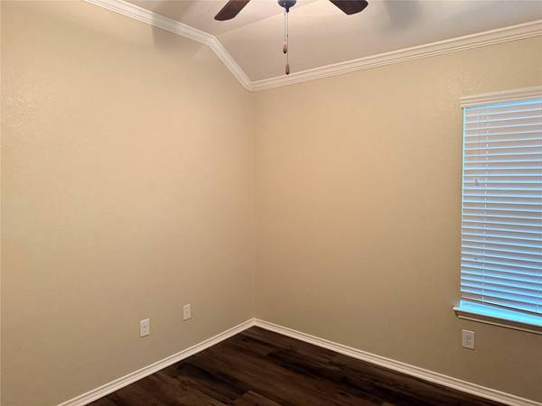 1704 Tranquility LN, Pflugerville, TX 78660