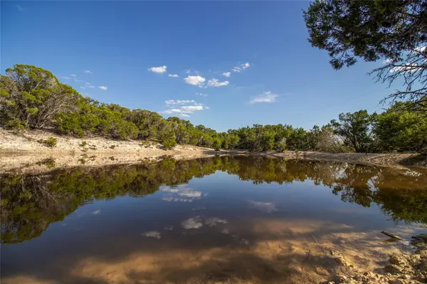 4237 County Road 330, Burnet, TX 78611