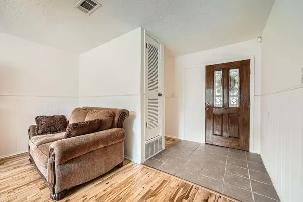 914 Hermitage DR, Austin, TX 78753