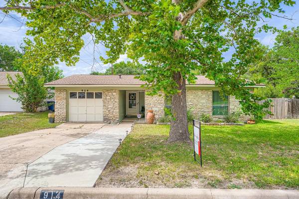 914 Hermitage DR, Austin, TX 78753