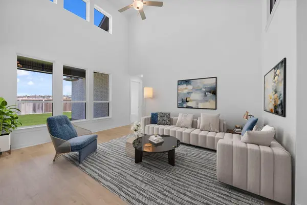 233 Pacific Grove CIR, Liberty Hill, TX 78642