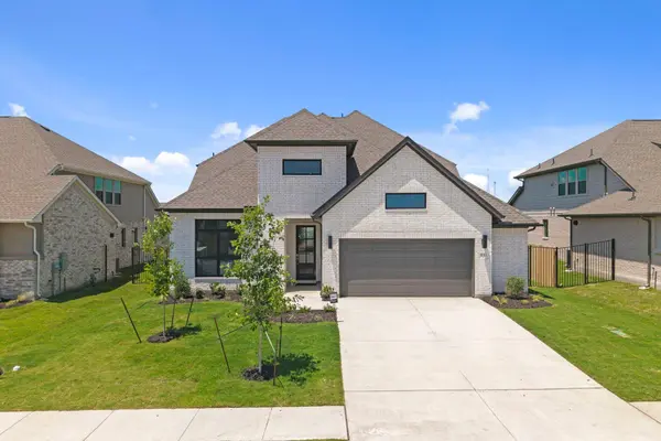 233 Pacific Grove CIR, Liberty Hill, TX 78642