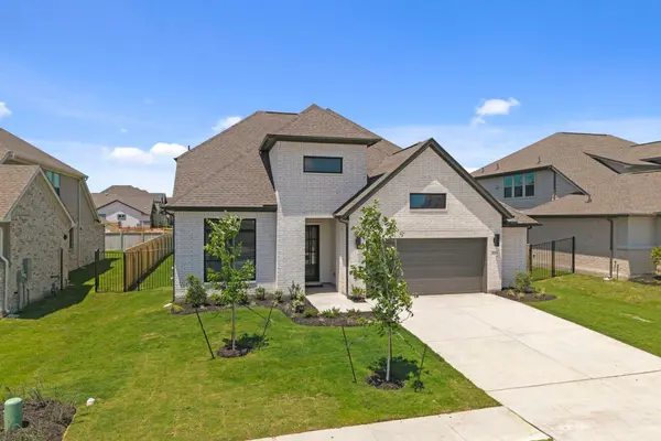233 Pacific Grove CIR, Liberty Hill, TX 78642