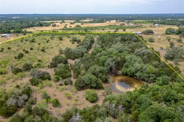 1931 Watterson RD, Red Rock, TX 78662