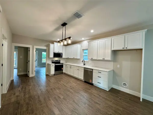 330 Shady Bluff DR, Wimberley, TX 78676