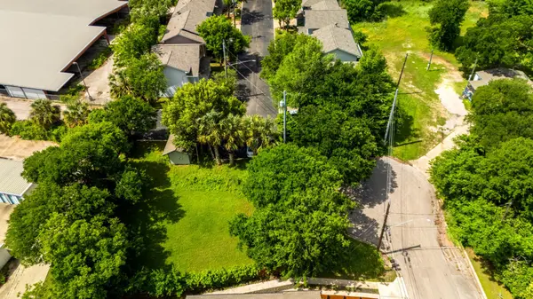 7312 E Ben White BLVD #18, Austin, TX 78741