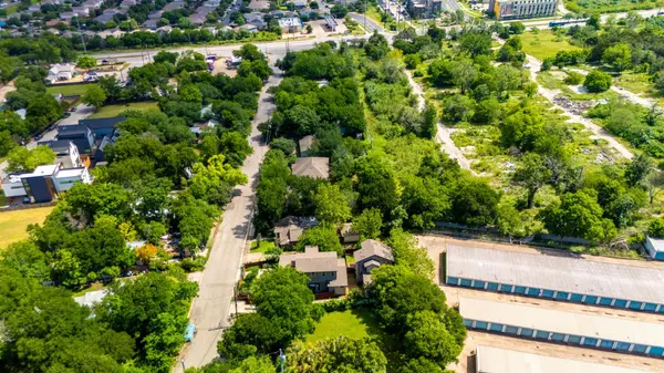 7312 E Ben White BLVD #18, Austin, TX 78741
