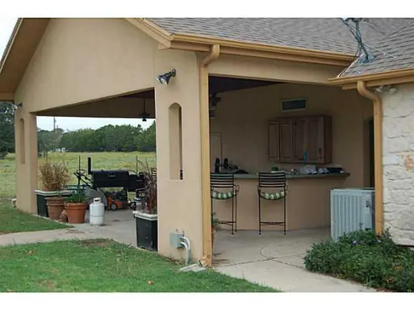 5 County Road 180, Cedar Park, TX 78641