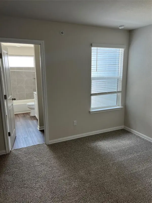 134 Texas Agate DR #2, Kyle, TX 78640