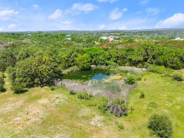 525 Pace Bend RD N, Spicewood, TX 78669