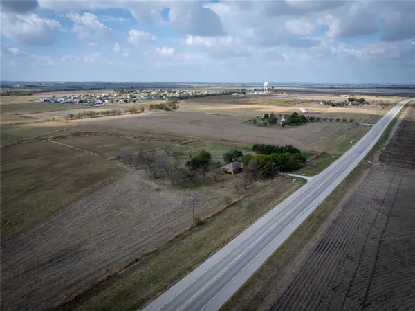 4100 County Road 101 RD, Taylor, TX 76574