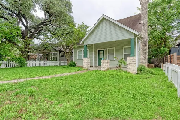 1205 W 22 1/2 ST, Austin, TX 78705