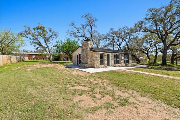 201 County Road 279, Liberty Hill, TX 78642