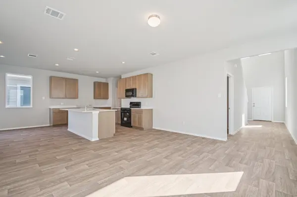 109 Adze DR, Liberty Hill, TX 78642