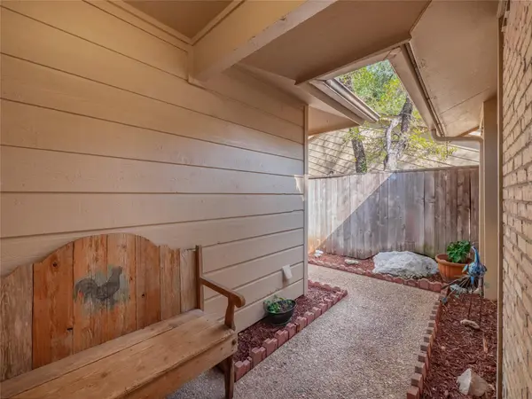 7211 Lakewood DR #E118, Austin, TX 78750