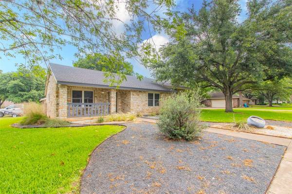 2400 Braemar CV, Austin, TX 78747