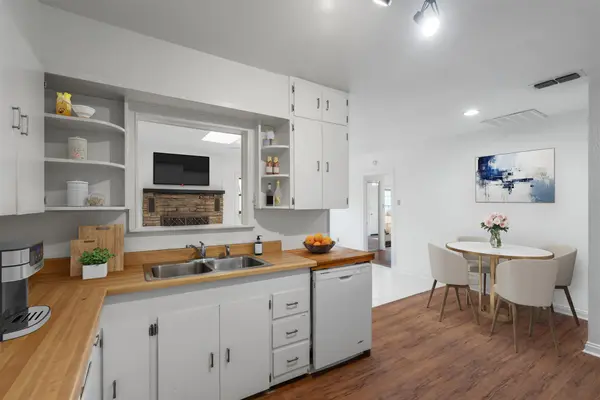 406 E Monroe ST #B, Austin, TX 78704