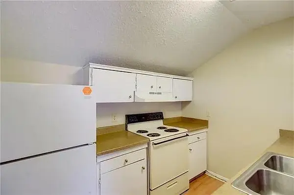 3800 Allegro Lugar ST #3A, Austin, TX 78749