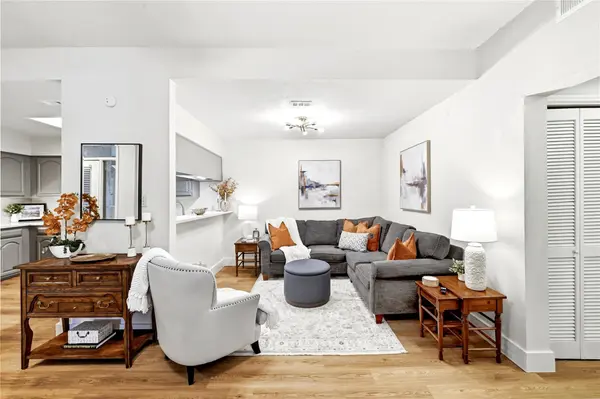 1910 Robbins PL #105, Austin, TX 78705