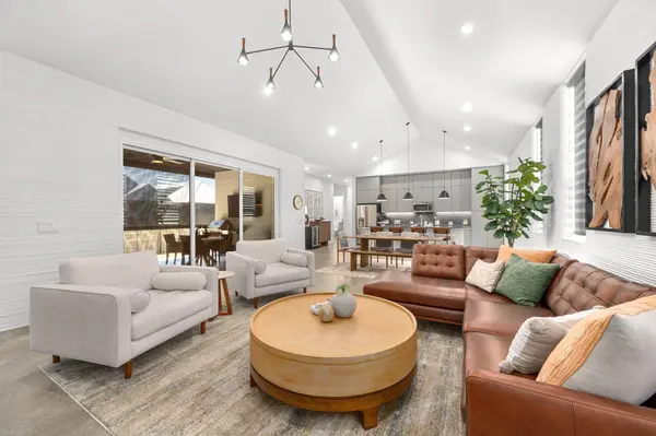 221 Lone Ranger TRL, Georgetown, TX 78628