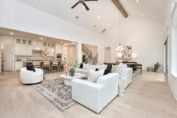 309 Wolf Ridge RD, Georgetown, TX 78628