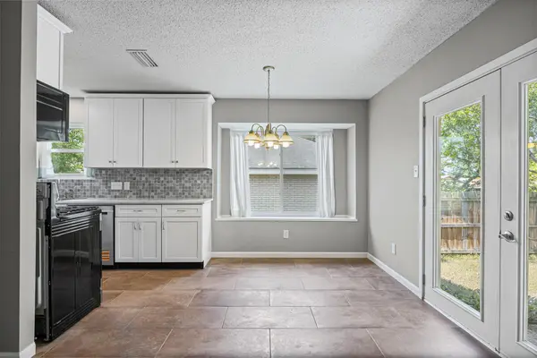 1206 S Trace DR, Austin, TX 78745