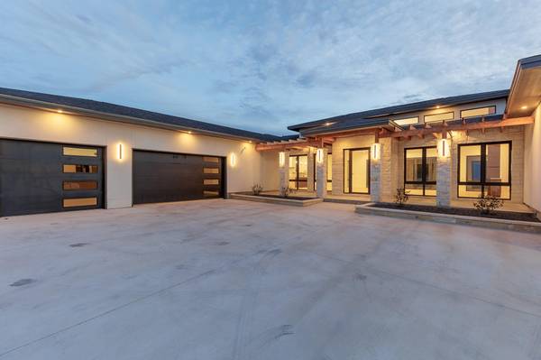 6425 Ranch Road 962 W, Round Mountain, TX 78663