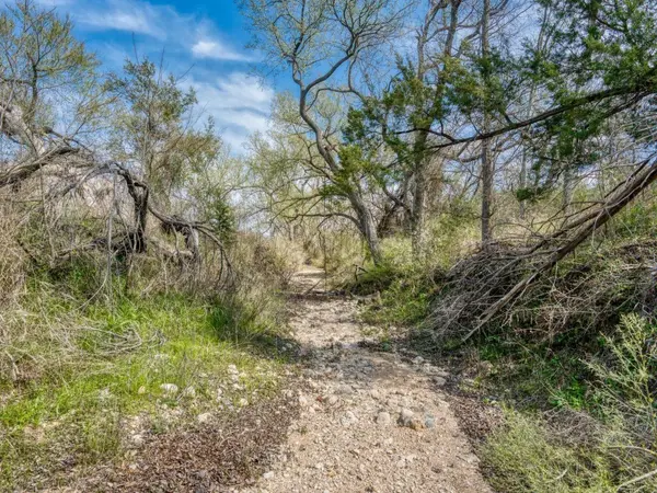 8530 Hwy. 71, Spicewood, TX 78669