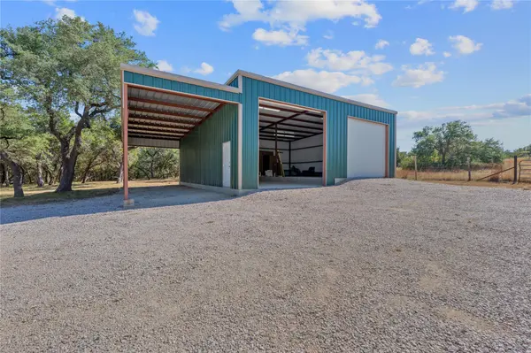 217 Southern DR, Johnson City, TX 78636