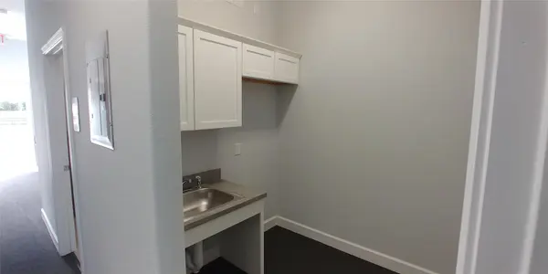 660 S Bagdad RD #420, Leander, TX 78641