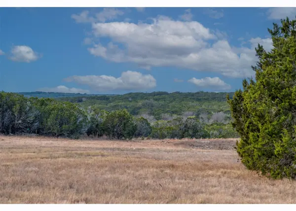 000 S Rocky Trail, Lampasas, TX 76550