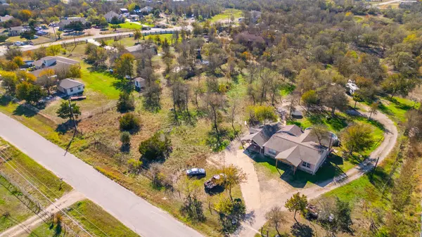185 Monterrey Hills DR, Del Valle, TX 78617