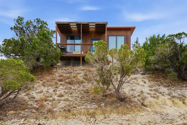 530 Pioneer TRL, Dripping Springs, TX 78620