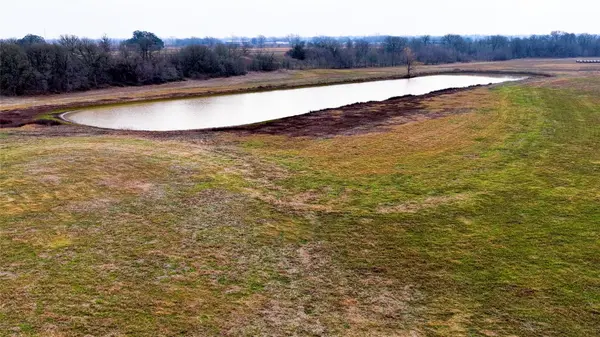 531 Highway 71 W, Smithville, TX 78957