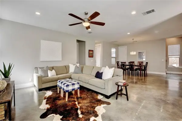701 E 49th ST #B, Austin, TX 78751