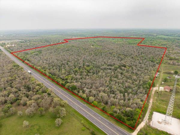 350 Mineral Springs RD, Lockhart, TX 78644