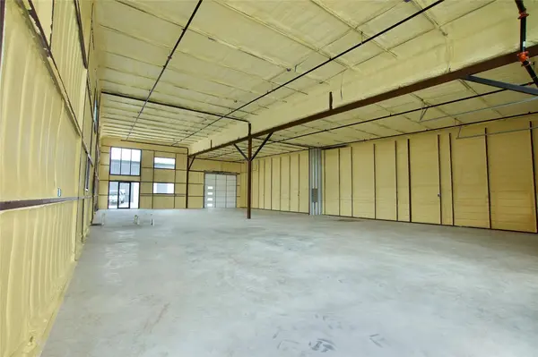 190 Ninety Four LN #101, Taylor, TX 76574