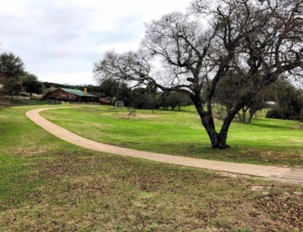 2601 Patriot DR, Lago Vista, TX 78645
