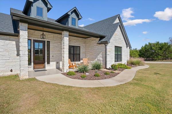 1250 E Creekview DR, Salado, TX 76571