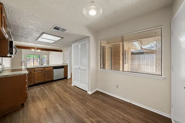 7205 Waldon DR #N208, Austin, TX 78750