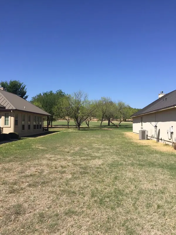 338 Sun Ray, Horseshoe Bay, TX 78657