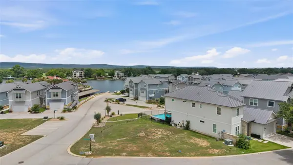 104 village view dr, Kingsland, TX 78639