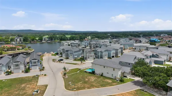 104 village view dr, Kingsland, TX 78639